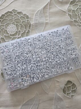 🌟Alphabet Bead Assortment - White Letter Beads